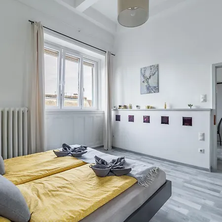 Panoramic Top-floor With Citadella & Liberty Statue View 公寓 布达佩斯