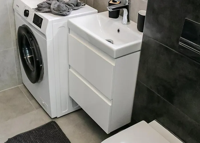 Panoramic Top-floor With Citadella & Liberty Statue View Apartament