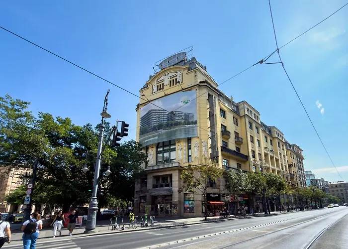 Panoramic Top-floor With Citadella & Liberty Statue View